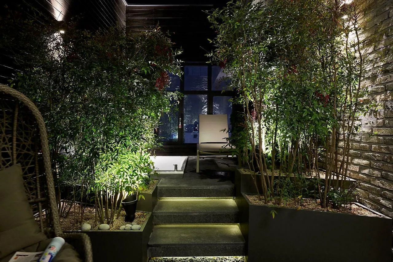 9 Brick Hotel Seoul 3*,  South Korea